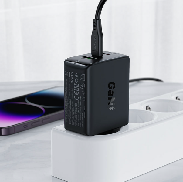 Сетевое зарядное устройство Acefast GaN A41 2xUSB-C+USB-A 65W (Black) 00219 фото